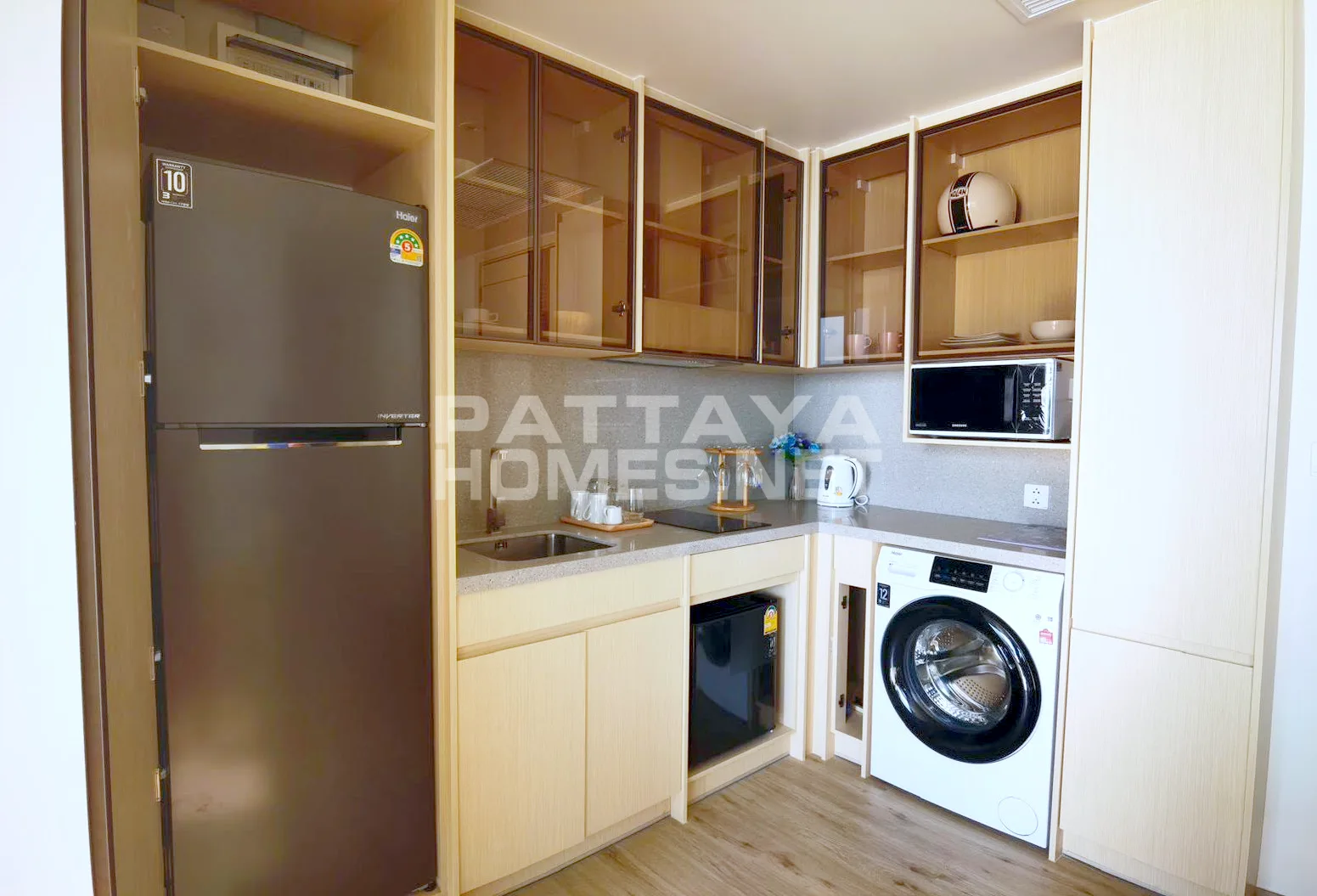Condo for sale in Arom Wongamat – 3
