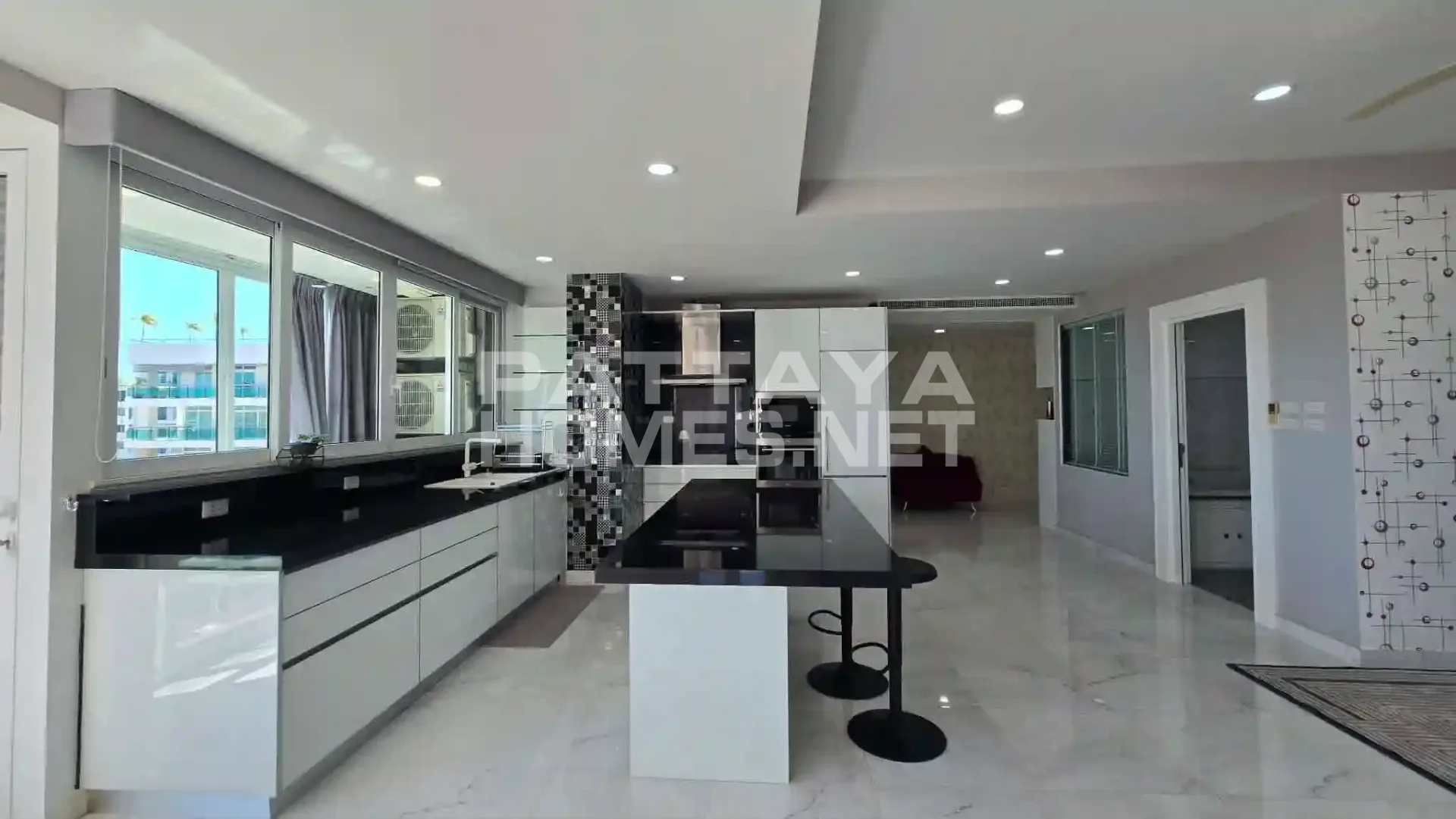 คอนโด 3 ห้องนอน ขายที่ Tropicana Condotel – 11