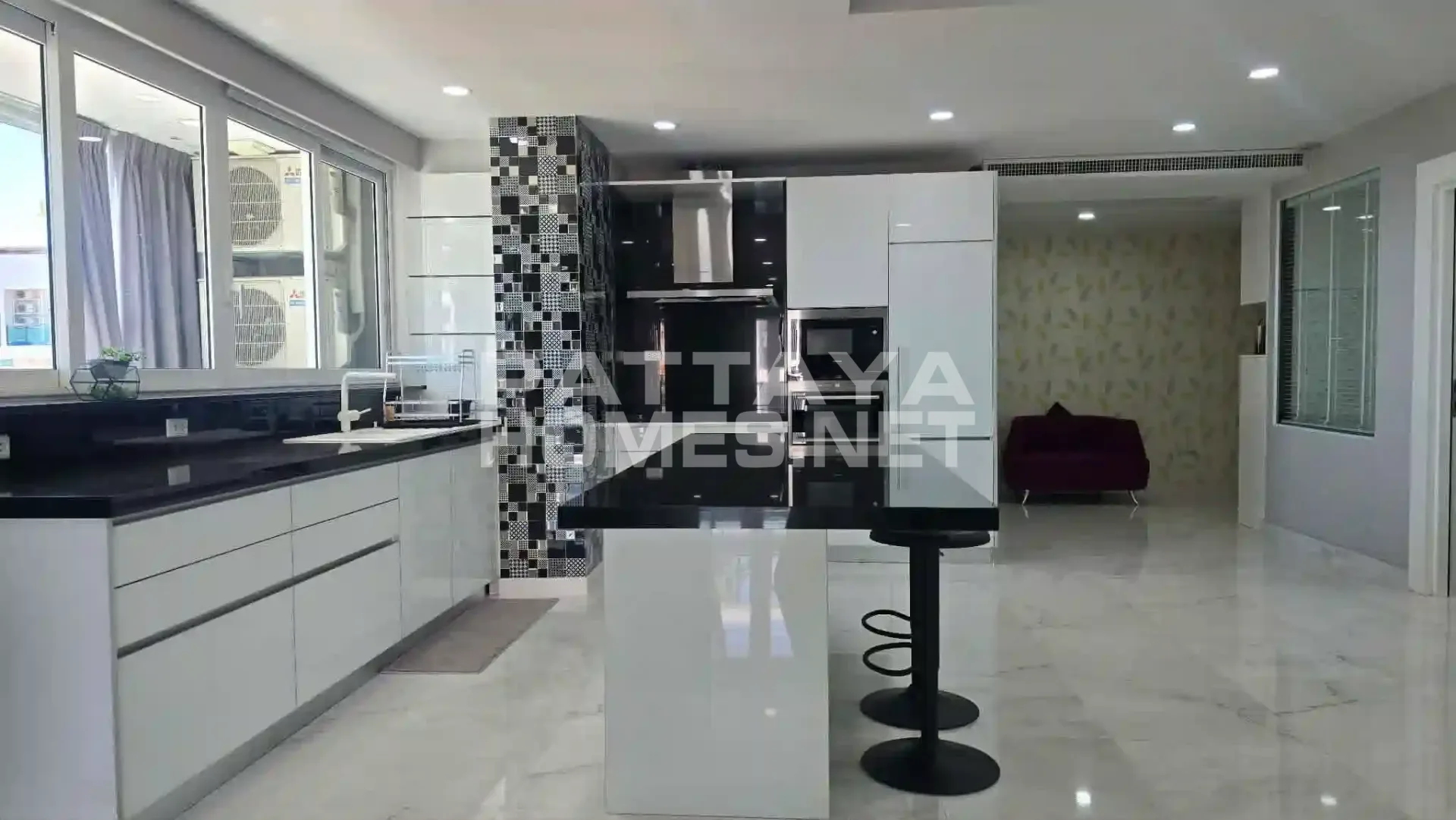 คอนโด 3 ห้องนอน ขายที่ Tropicana Condotel – 12