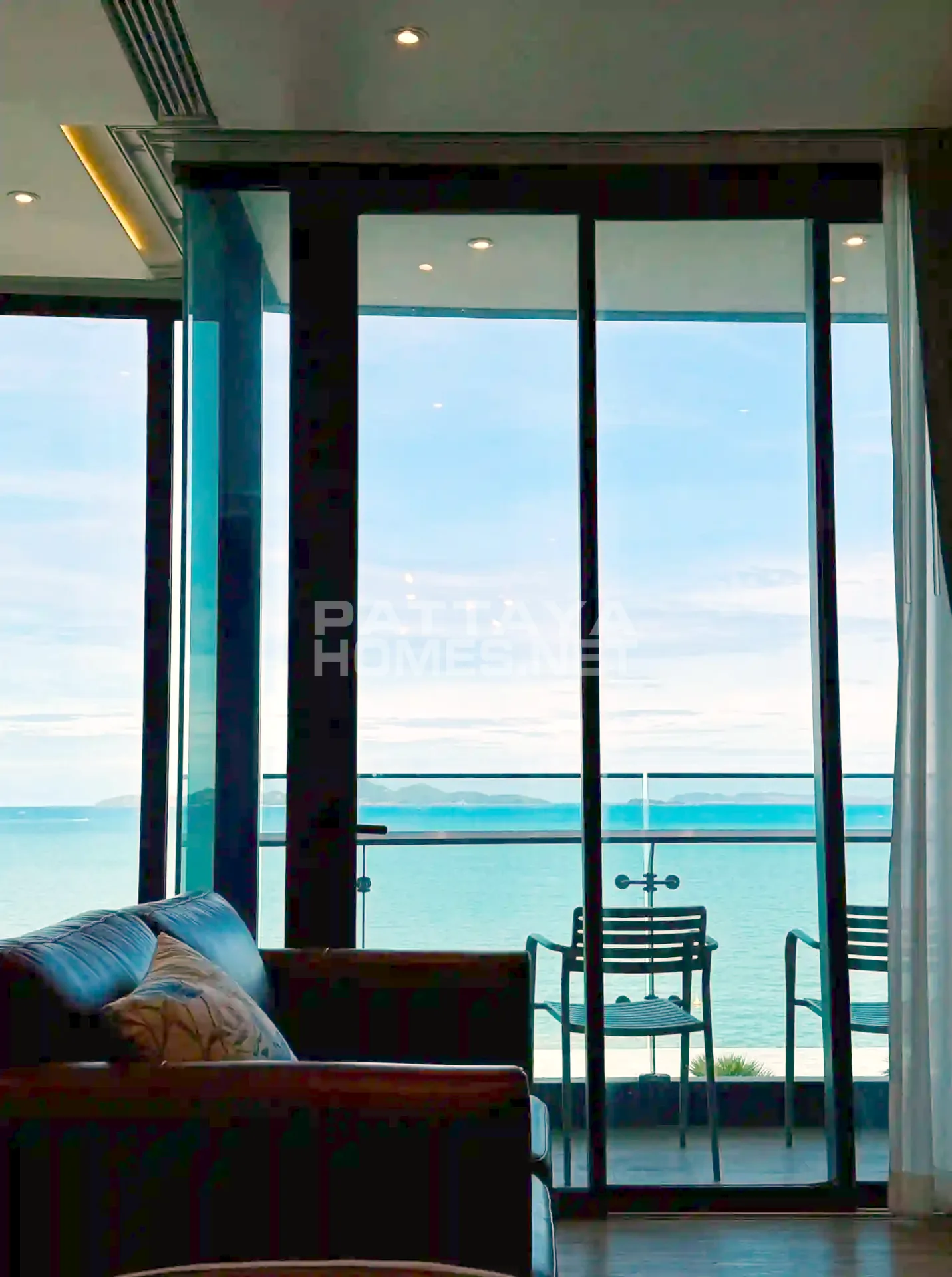 1-bedroom condo for sale in Arom Wongamat – 12