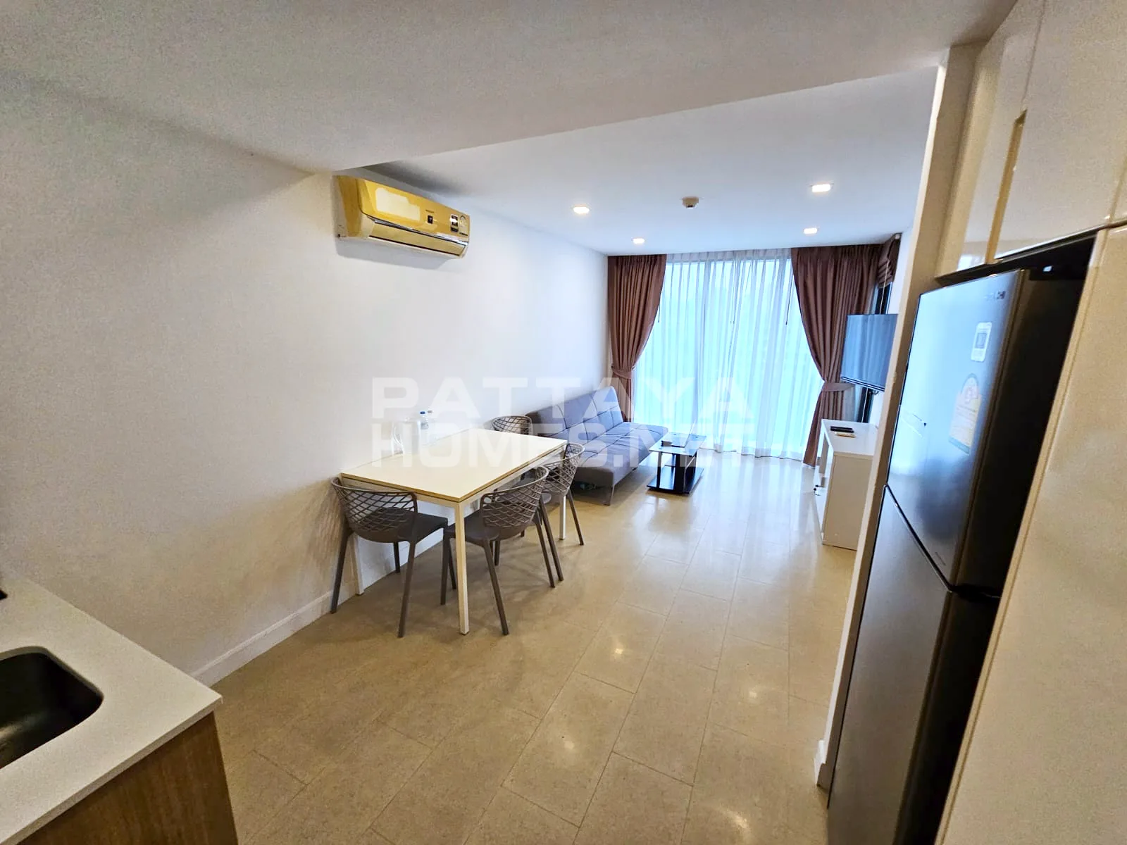 1-bedroom condo for sale in Aurora – 2