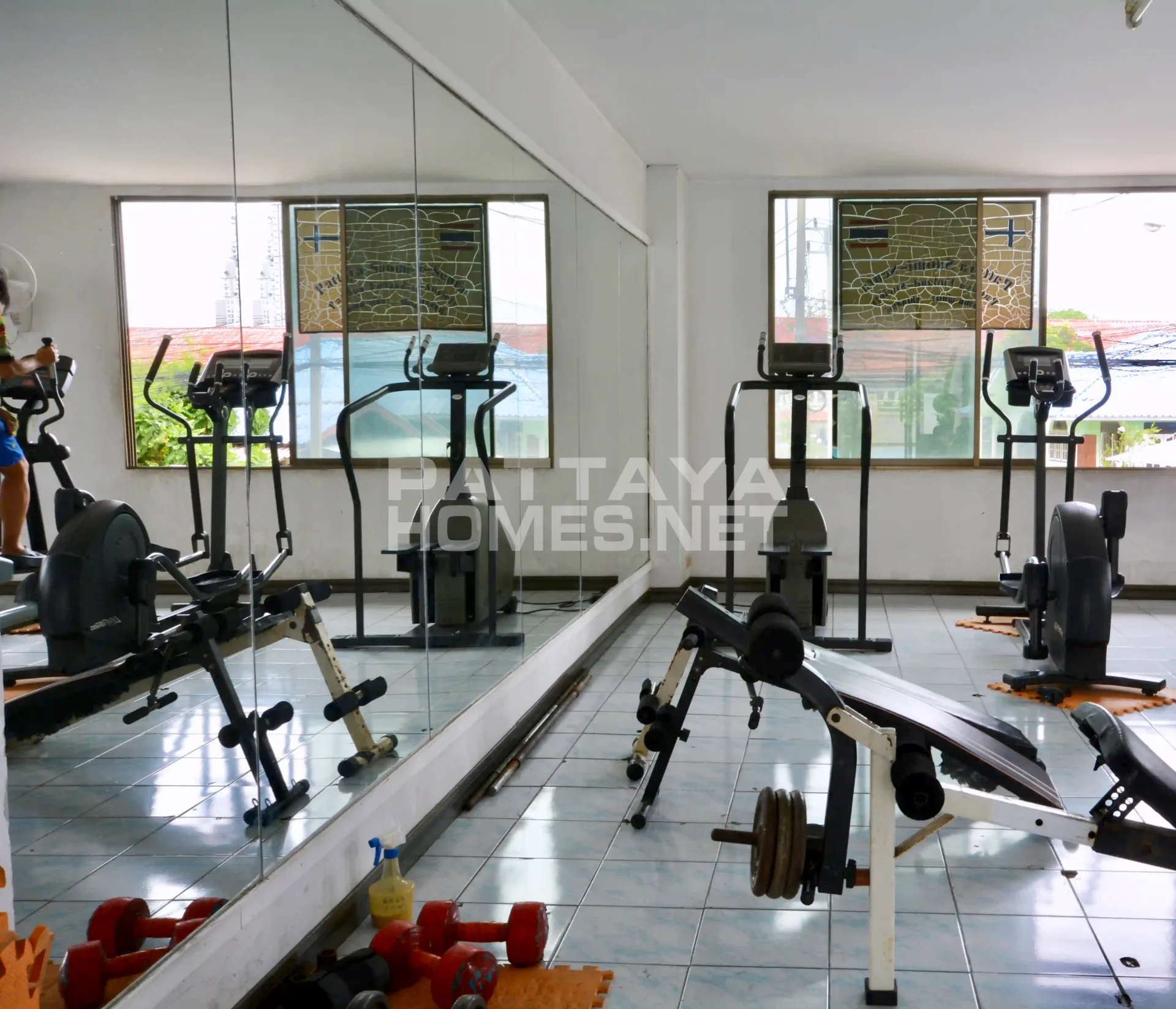 Angket Condominium开间出售 – 3