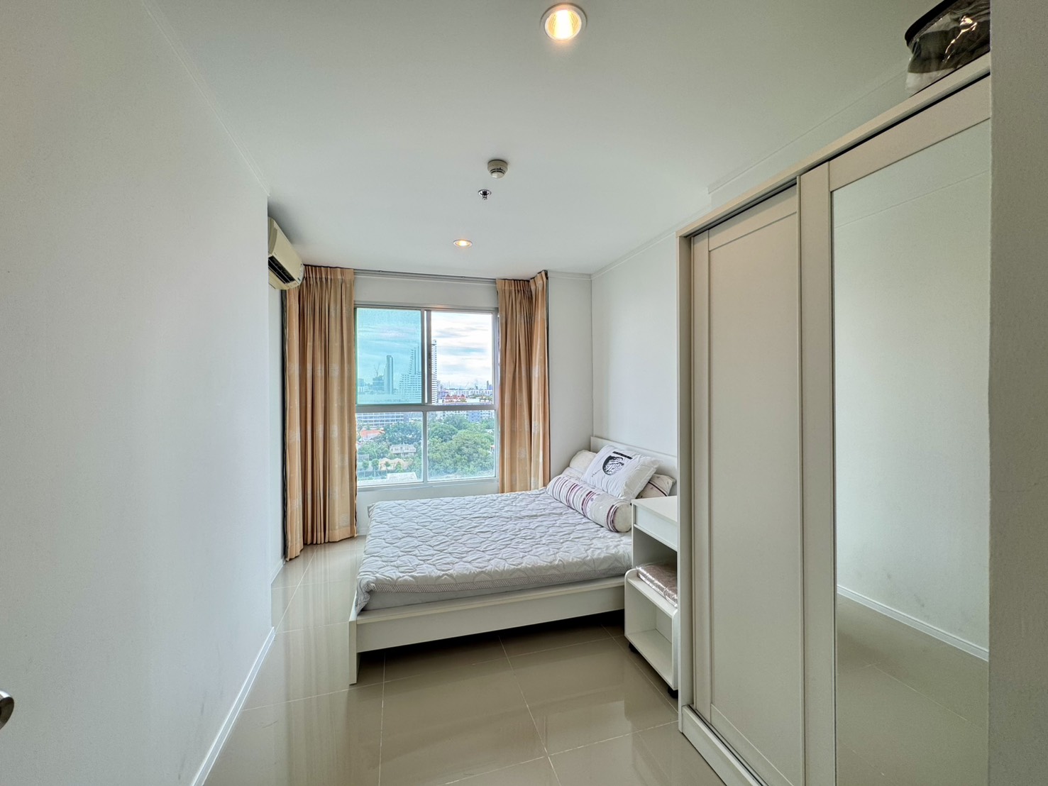 1-bedroom condo for sale in Lumpini Park Beach Jomtien – 4