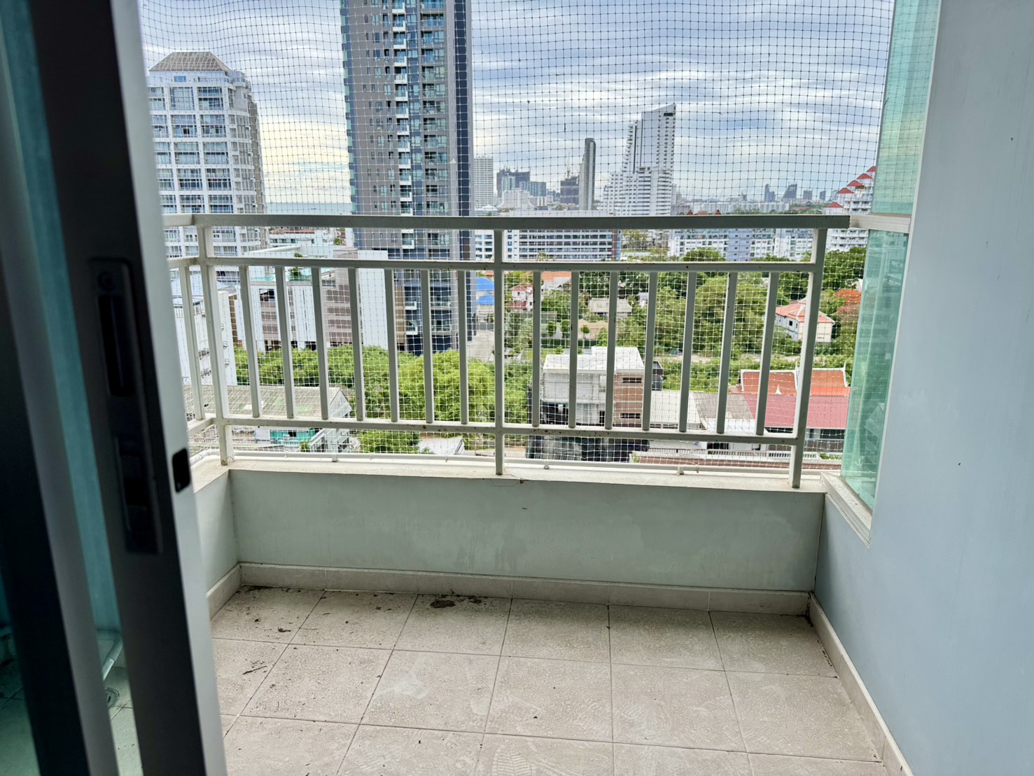 1-bedroom condo for sale in Lumpini Park Beach Jomtien – 11