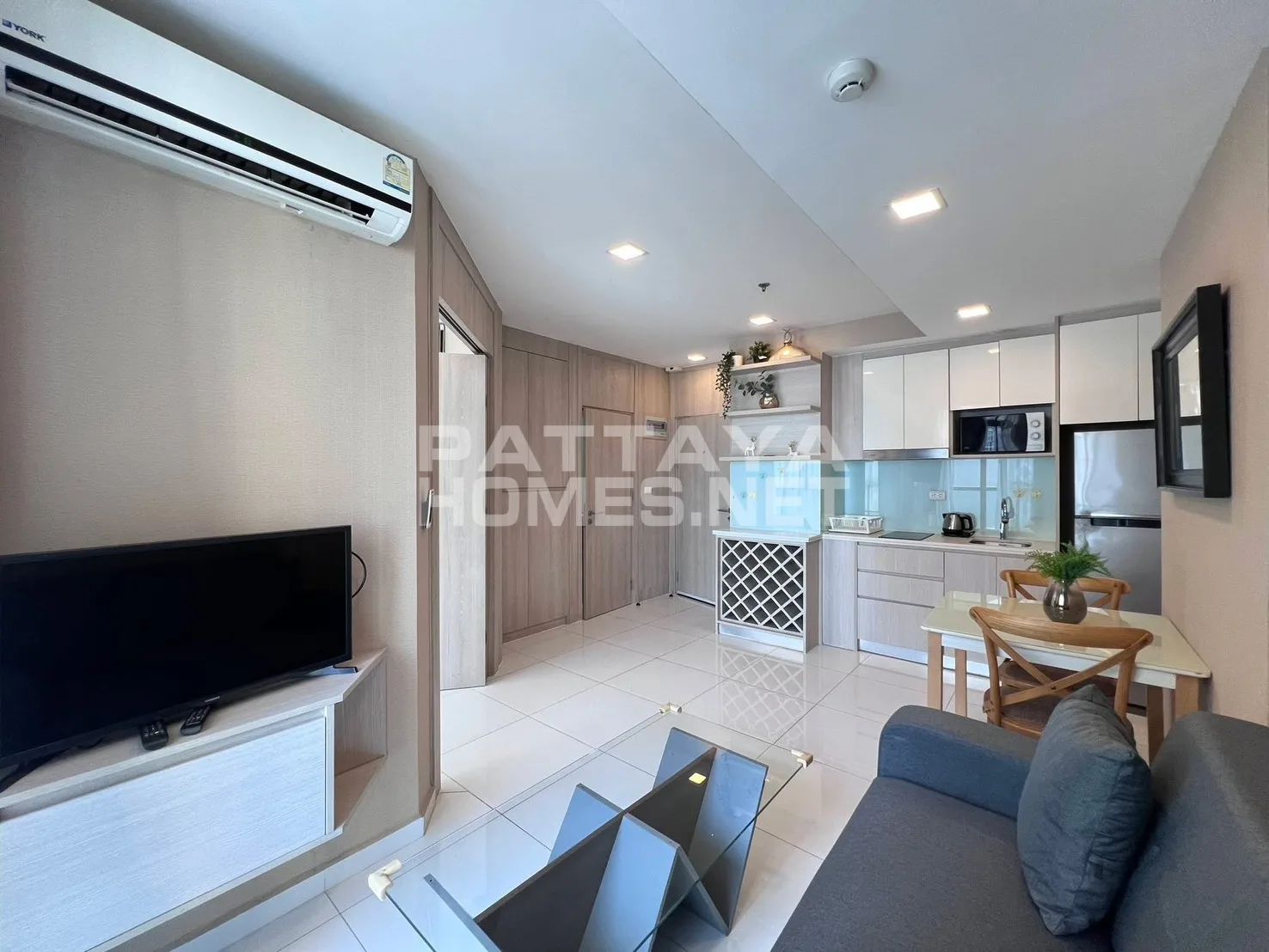 1-bedroom condo for sale in The Cloud – 2