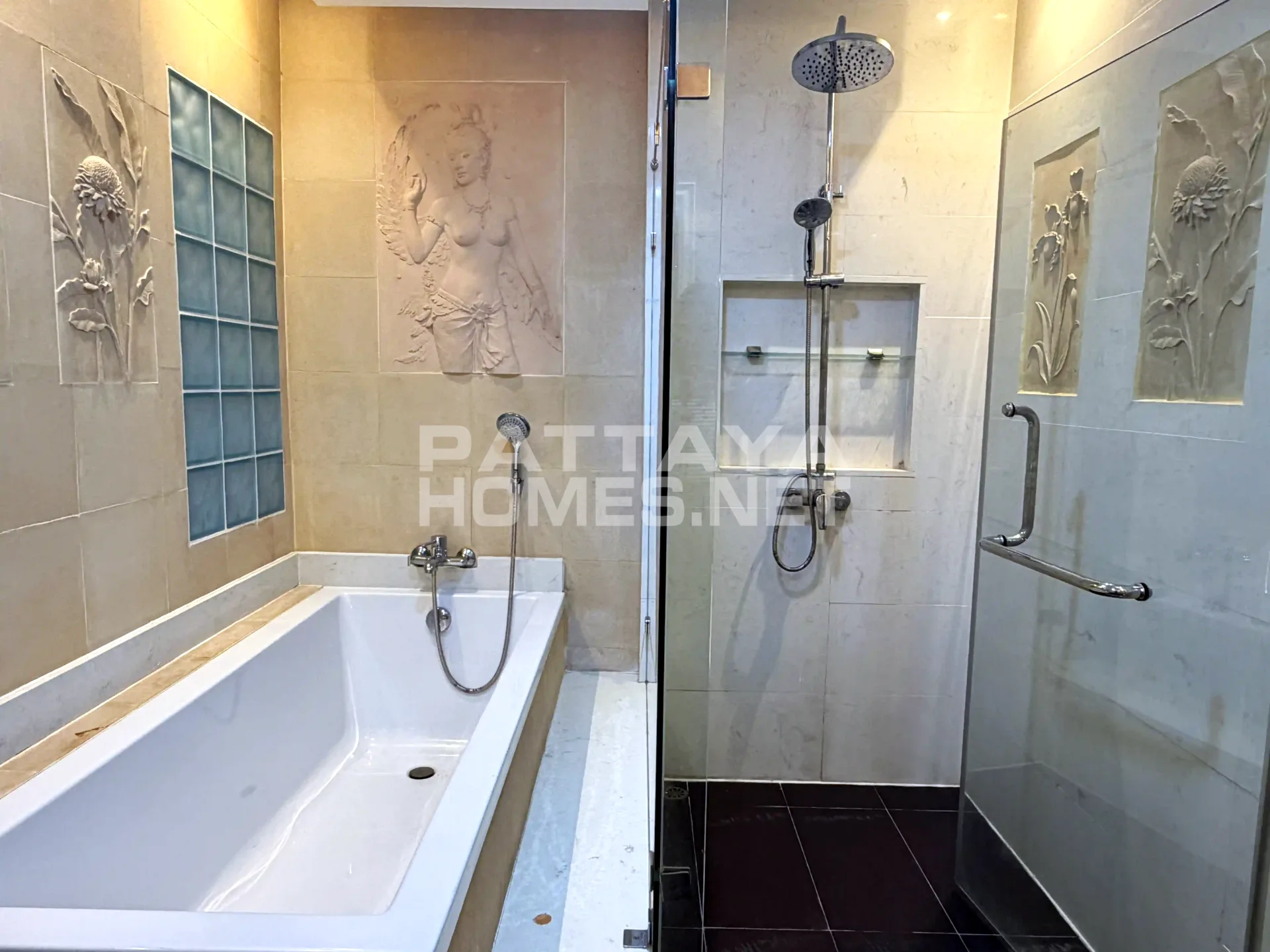 1-bedroom condo for sale in Baan Suan Lalana – 11