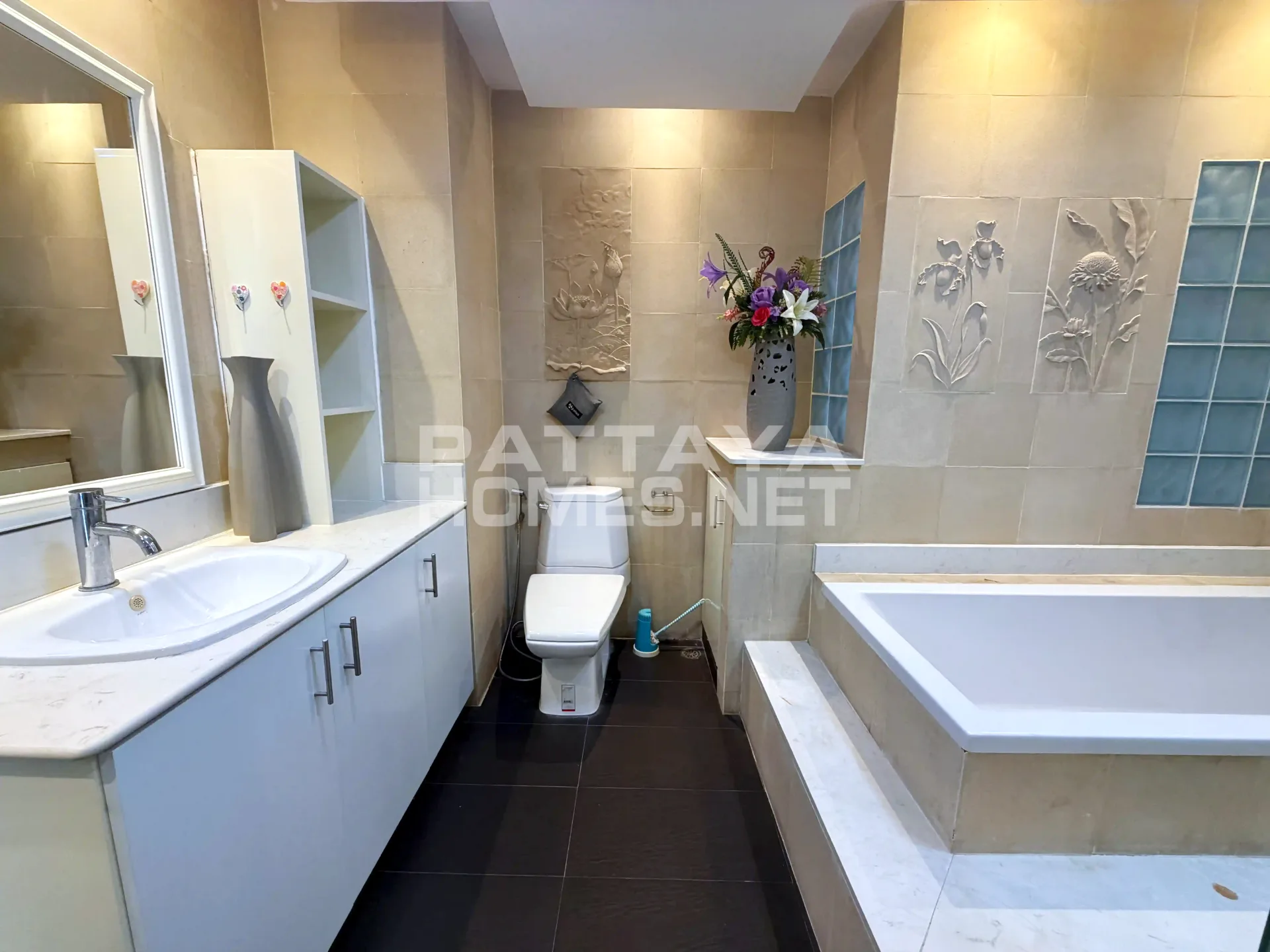 1-bedroom condo for sale in Baan Suan Lalana – 10