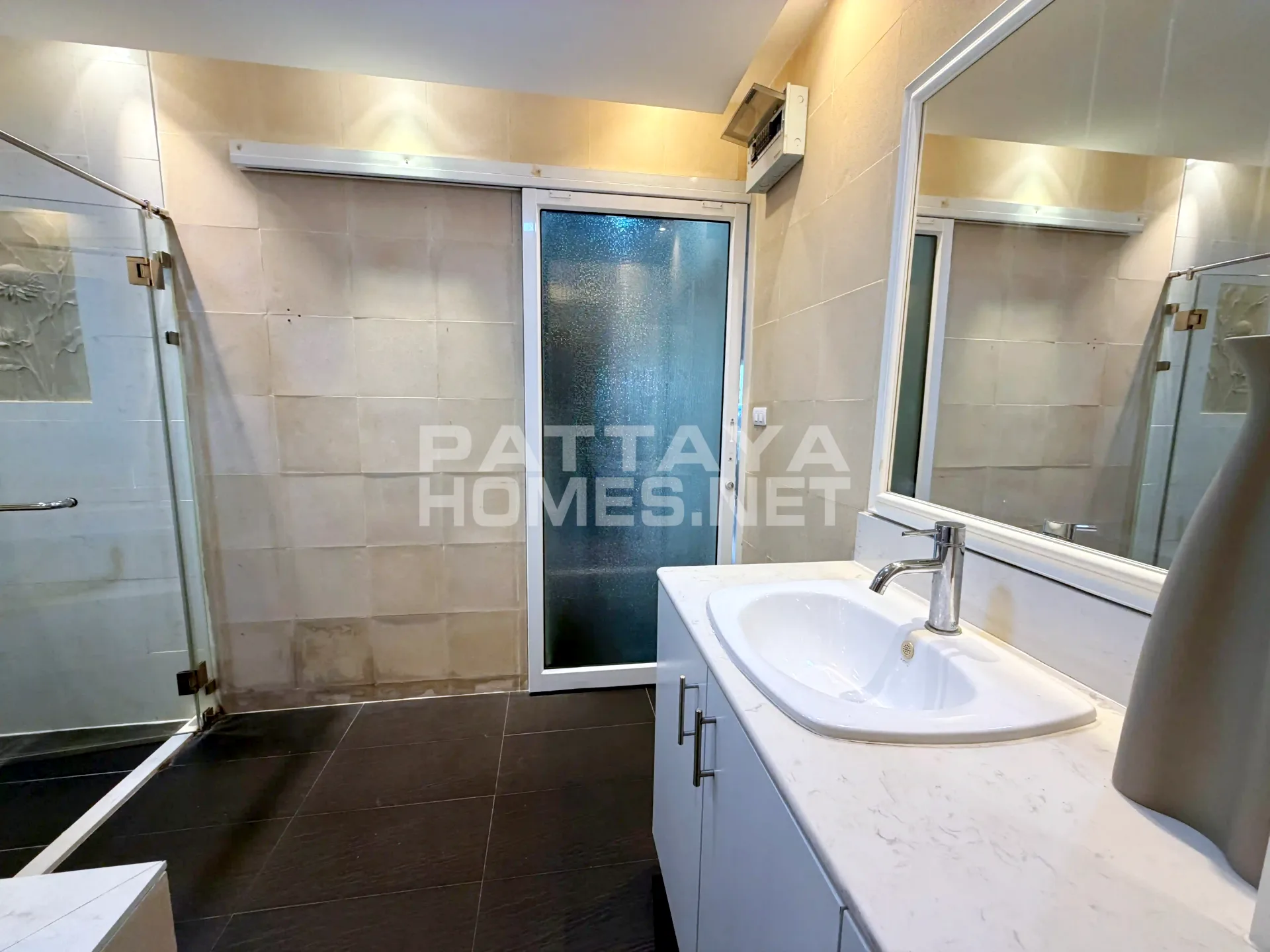 1-bedroom condo for sale in Baan Suan Lalana – 7