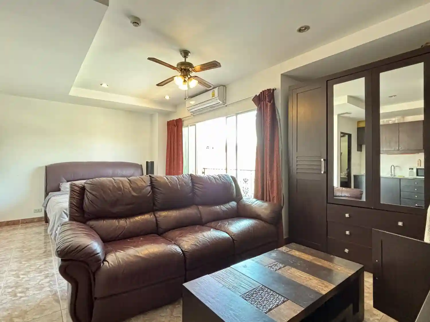 Studio for sale in Siam Oriental Condominium – 11