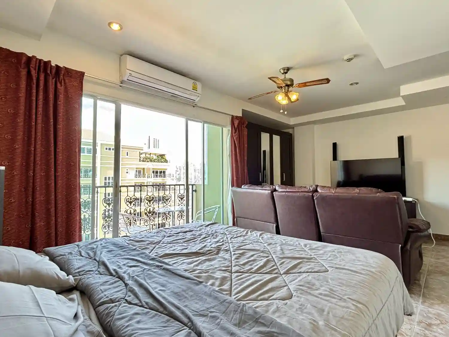 Studio for sale in Siam Oriental Condominium – 12
