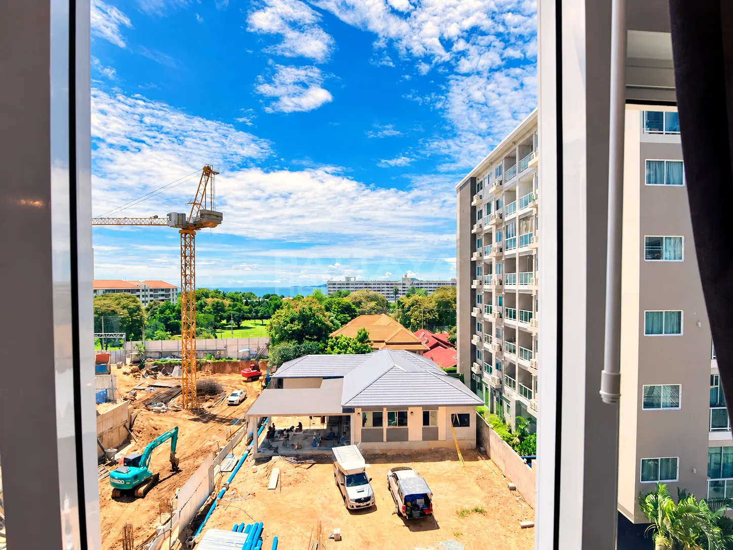 Studio for sale in Siam Oriental Twins – 12