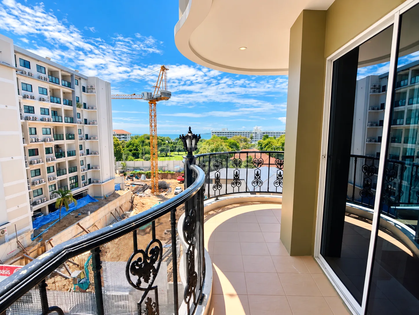 Studio for sale in Siam Oriental Twins – 9