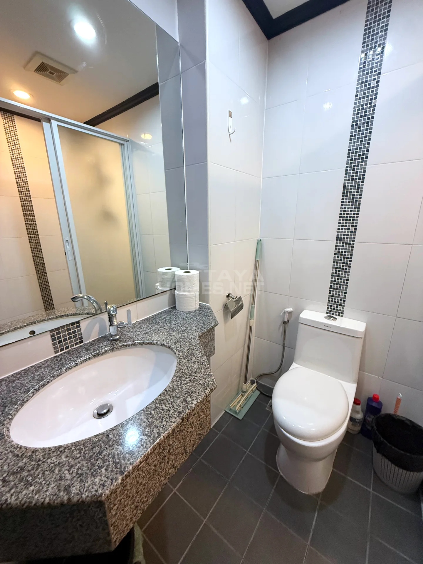 1-bedroom condo for sale in Siam Oriental Garden 2 – 8