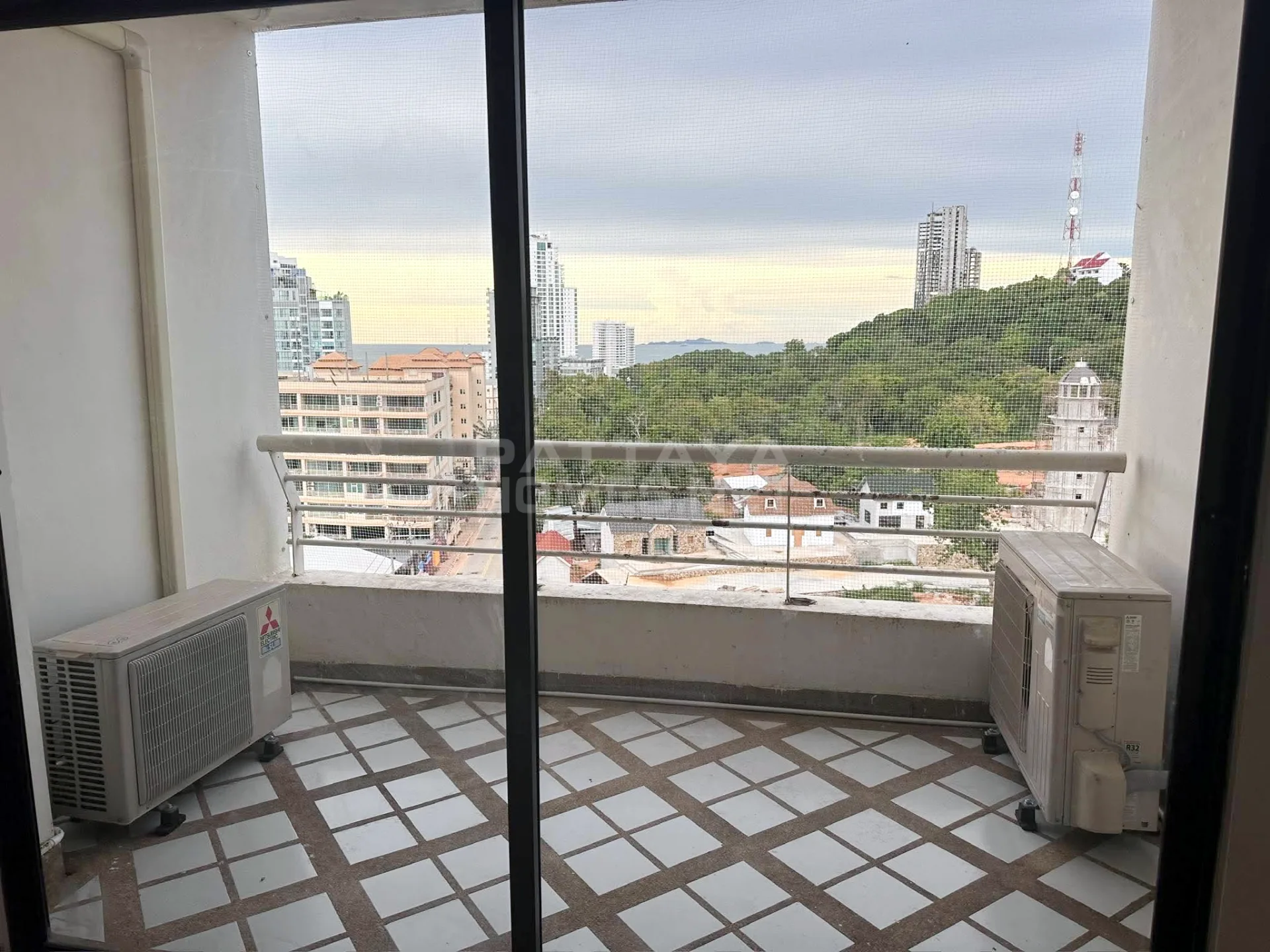 Lejlighed med 1 soveværelse til salg i Pattaya Hill Resort – 13