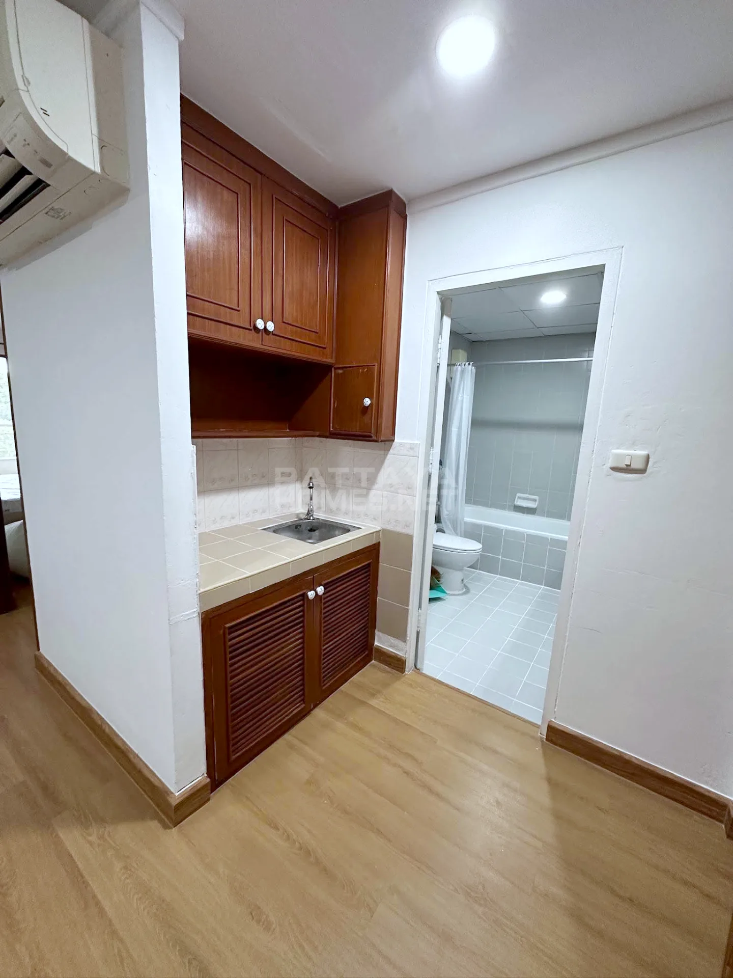 Lejlighed med 1 soveværelse til salg i Pattaya Hill Resort – 10
