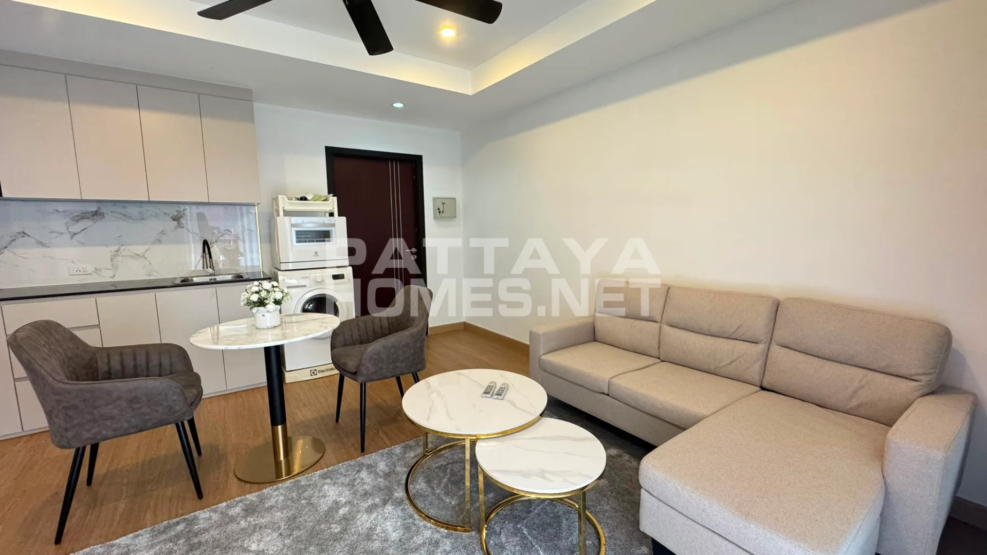 1-bedroom condo for sale in Siam Oriental Twins – 2