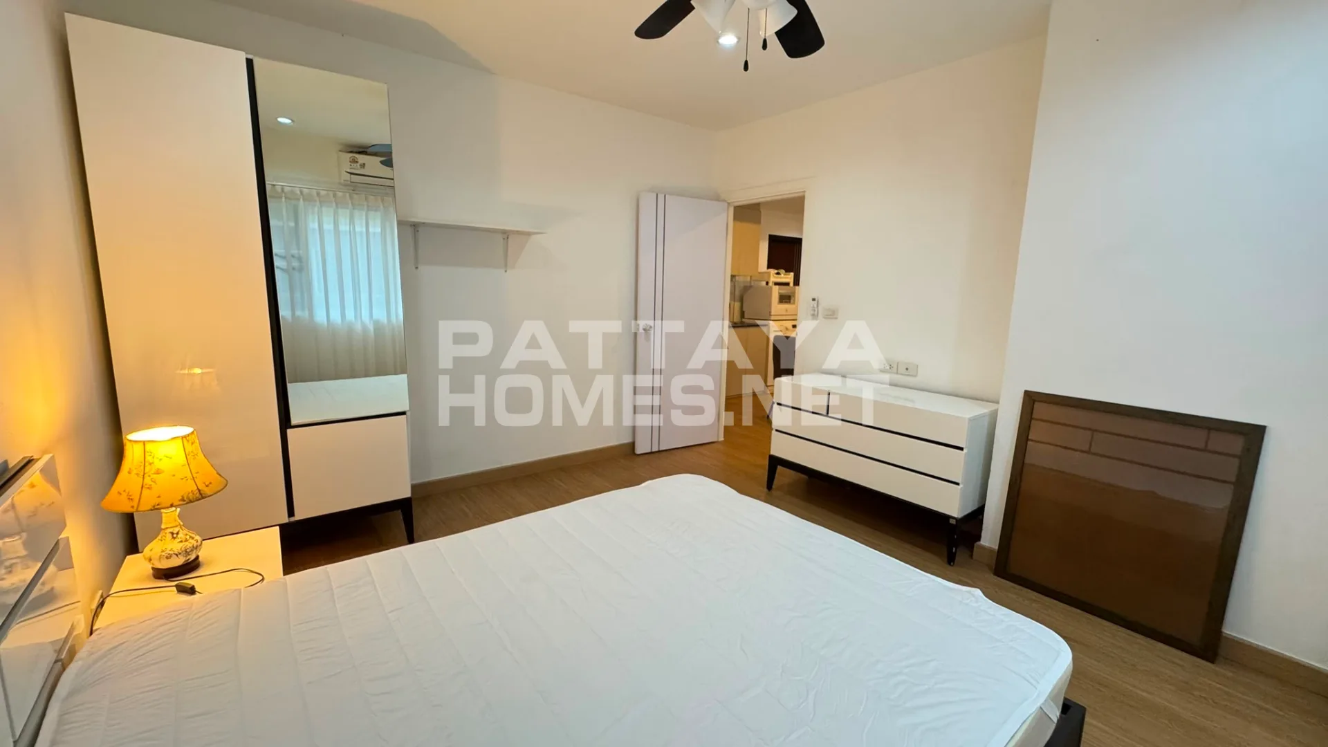 1-bedroom condo for sale in Siam Oriental Twins – 5