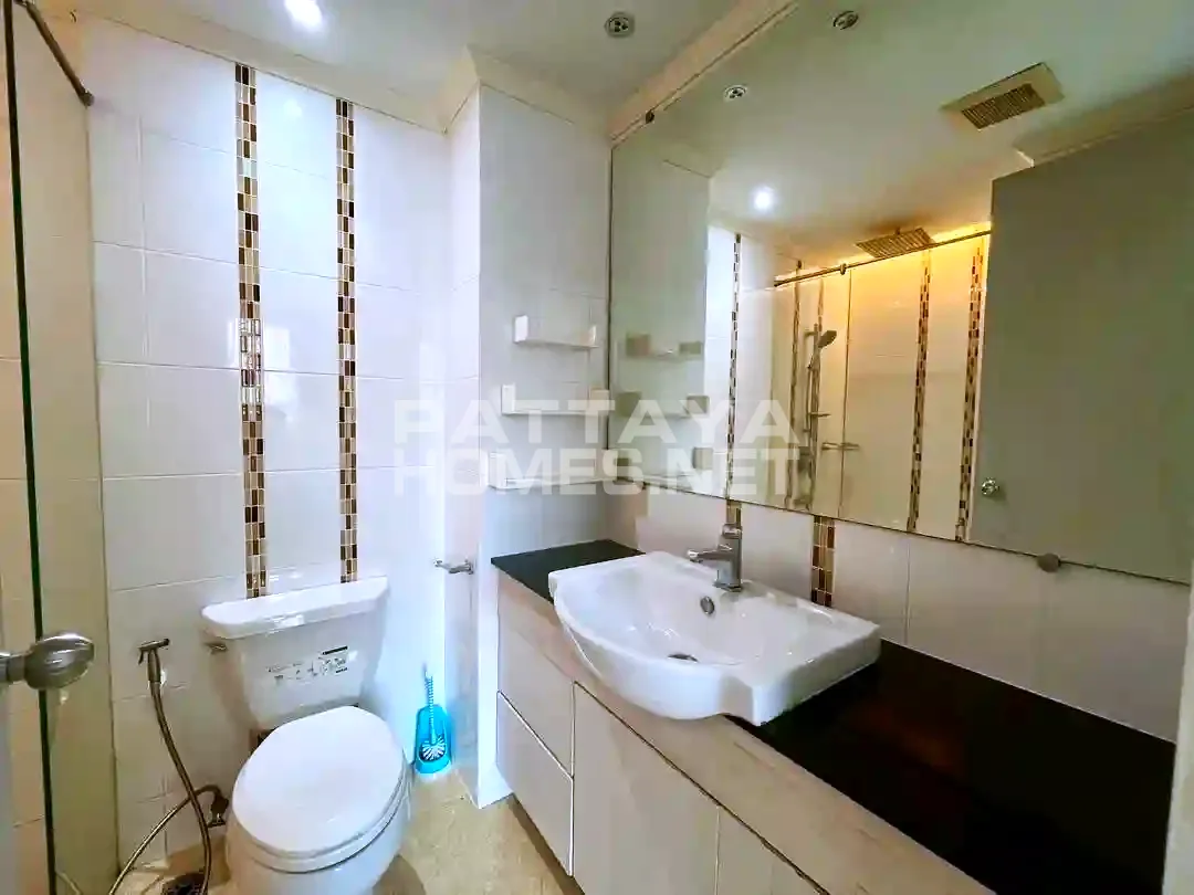 2-bedroom condo for sale in Atlantis Condo Resort Pattaya – 4