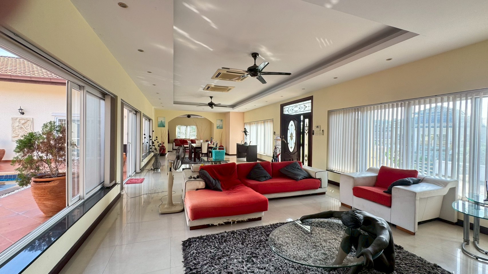 House for sale in Grange Park Pool villa – 2